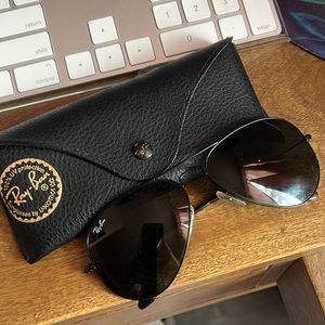 All Black Ray Ban Aviator Sunglasses